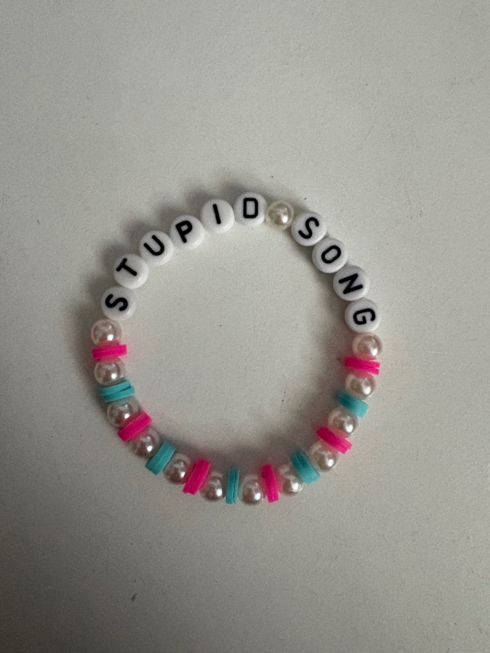 Olivia Rodrigo “stupid song” bracelet